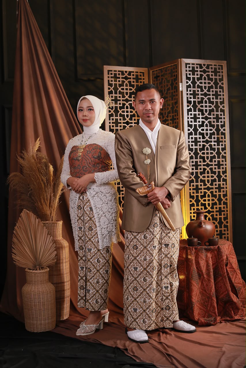 Momen bahagia Asep dan Via 2